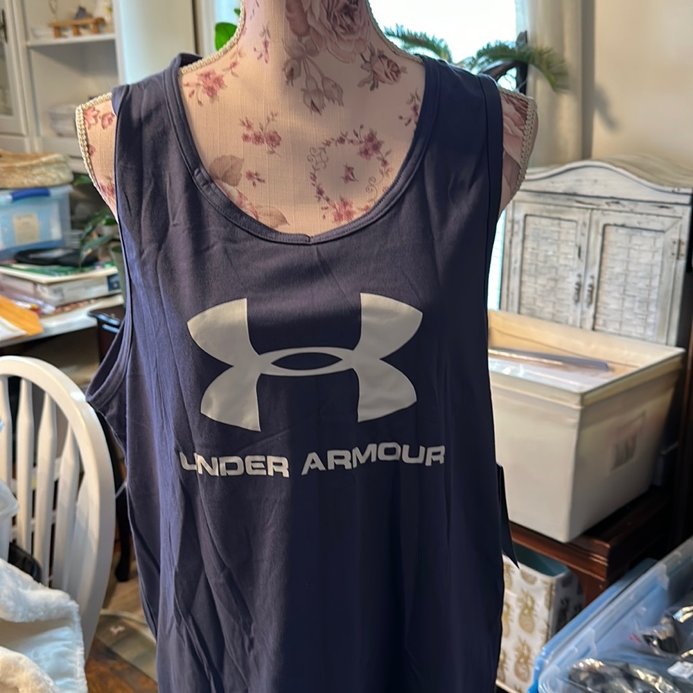 Under Armor tank